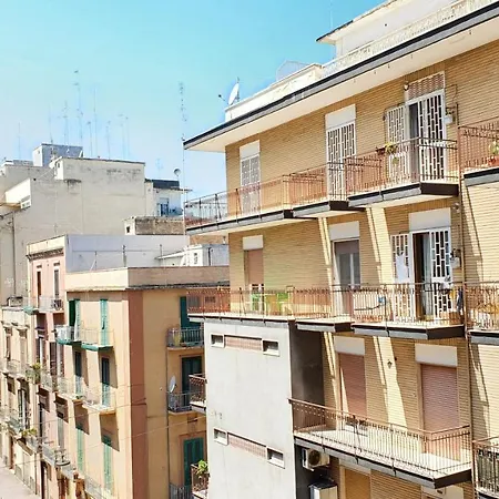 Domus Garruba - *